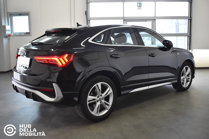 AUDI Q3 SPB 35 TDI S tronic S line edition